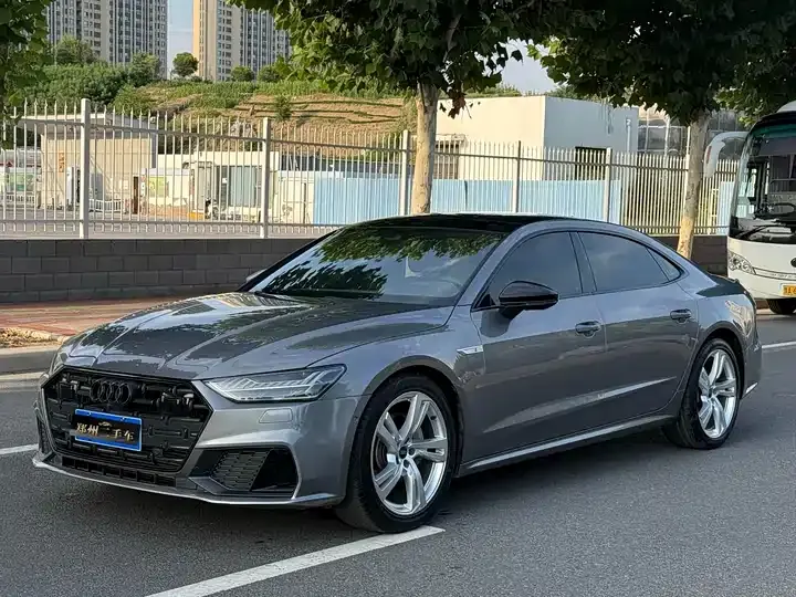 Open image lightbox: Audi A7L 2022 45 TFSI quattro S-line Knight
