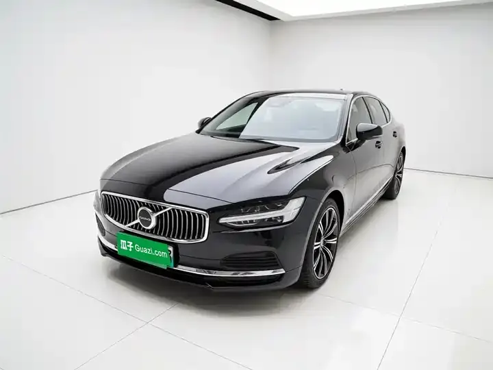 Open image lightbox: Volvo S90 Plug-in Hybrid 2021 T8 E Drive Hybrid Zhiyi Deluxe Edition