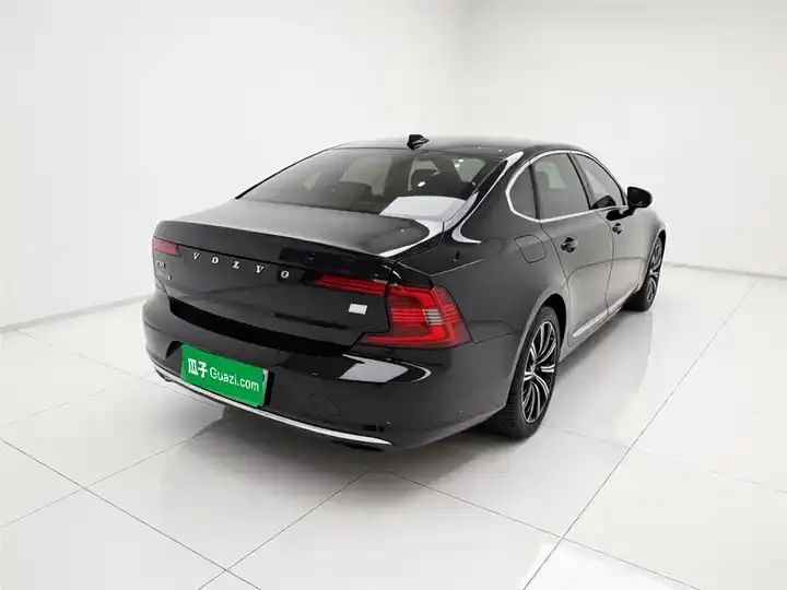 Volvo S90 Plug-in Hybrid 2021 T8 E Drive Hybrid Zhiyi Deluxe Edition 6