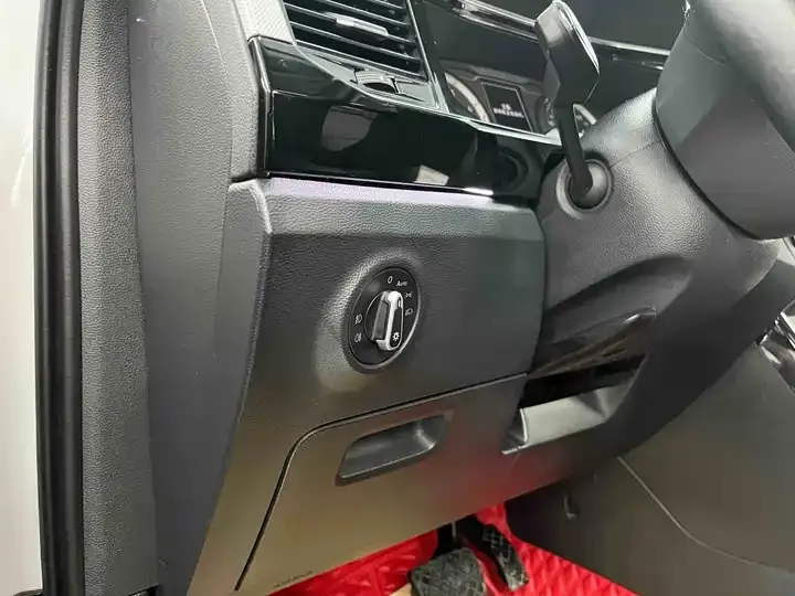 Tangyue 2020 330TSI Front-Wheel-Drive Luxury Smart Connectivity Edition 10