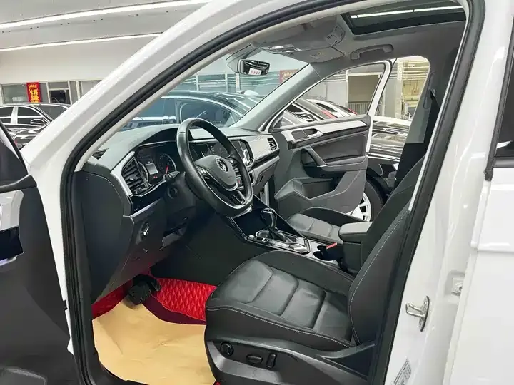 Tangyue 2020 330TSI Front-Wheel-Drive Luxury Smart Connectivity Edition 7