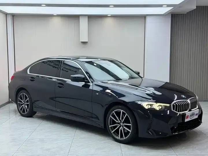 BMW 3 Series 2023 model 320Li M Sport Package 3