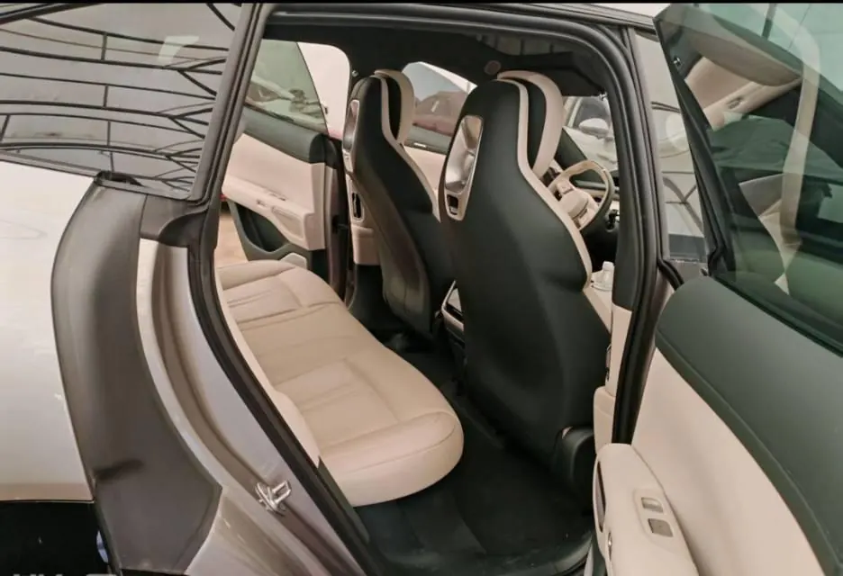 MI 2025 YU7 Long Endurance Rear Drive Automatic Gear 8