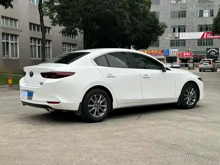 Mazda 3 Oncorsela 2021 1.5L Automatic US Edition 3