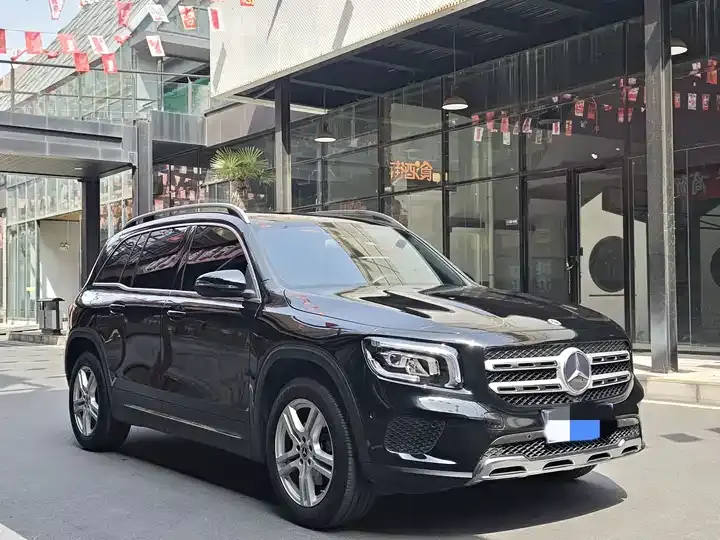 Mercedes Benz GLB 2022 model change GLB 200 fashion model 2