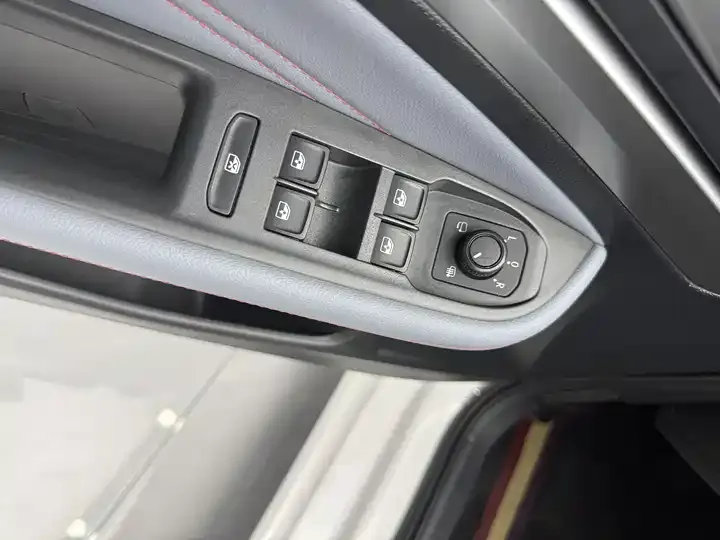 Lamando 2022 Model Lamando L 280TSI DSG Spicy Edition 8