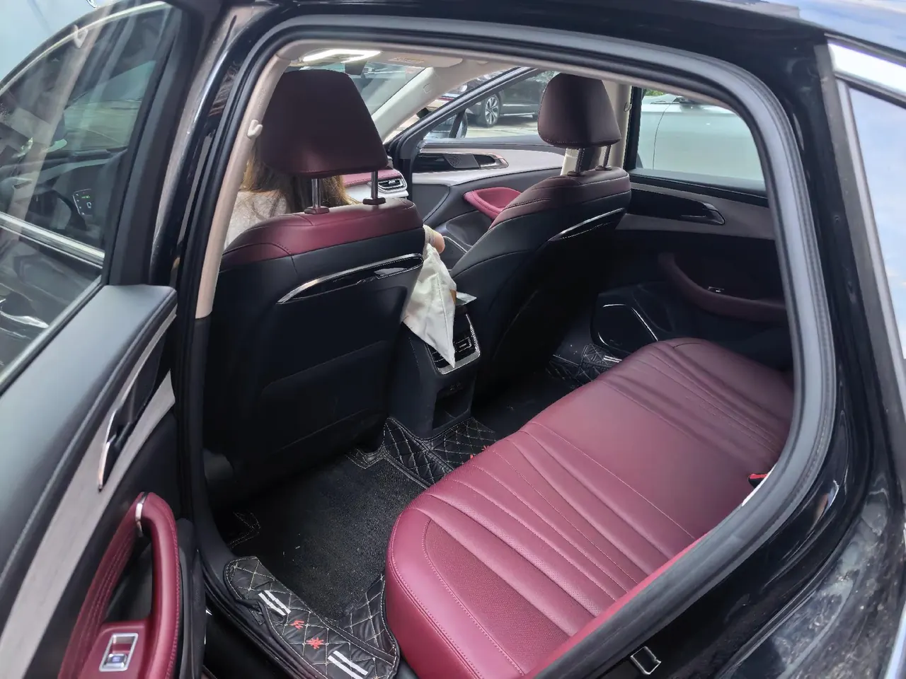 HongQi 2025 H5 1.5T Flag Rhyme 500000 Commemorative Automatic Gear 3