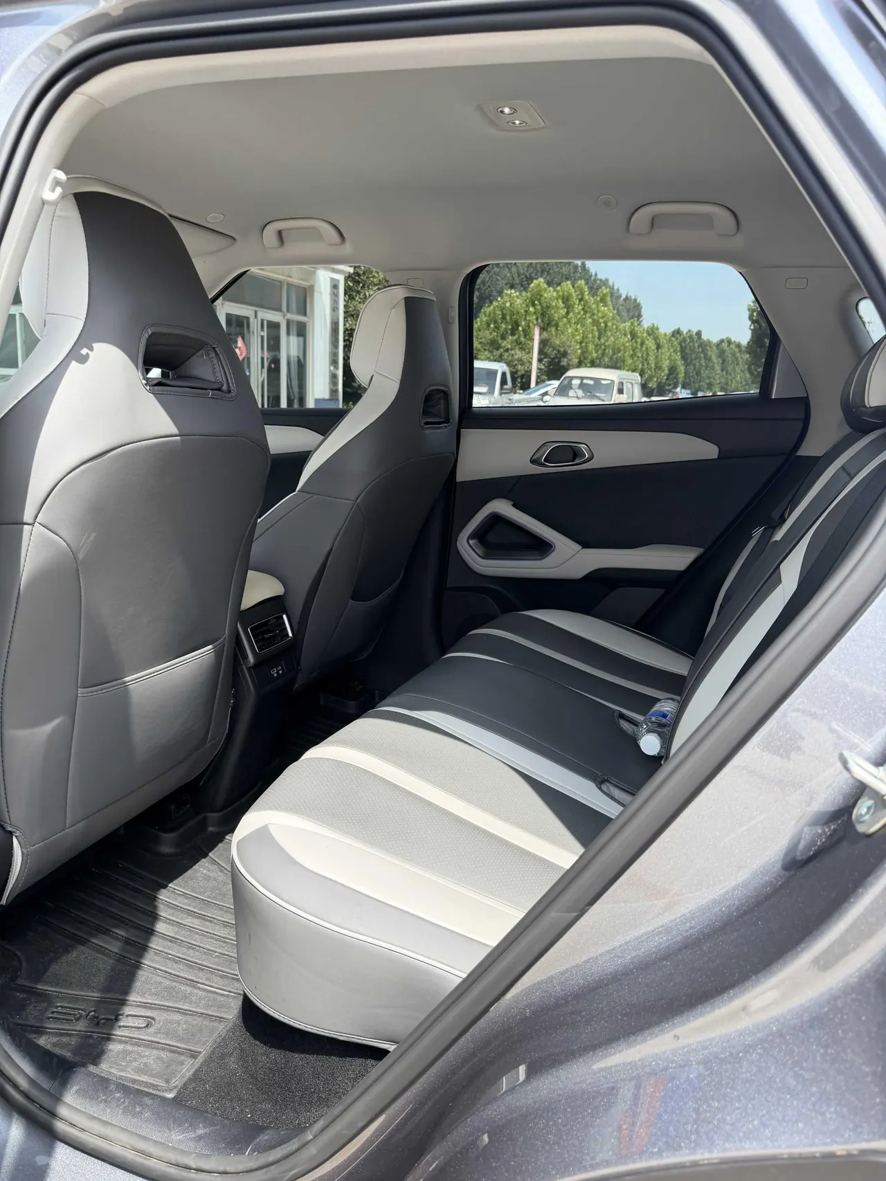 BYD 2025 Yuan UP Smart Driving 401KM Vital Automatic Gear 5