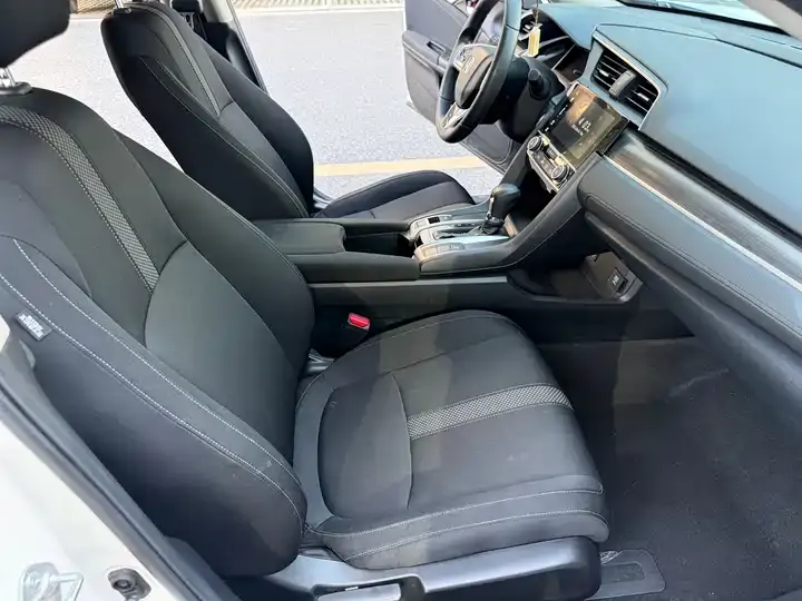 Civic 2019 220TURBO CVT Dynamic Edition National V 12