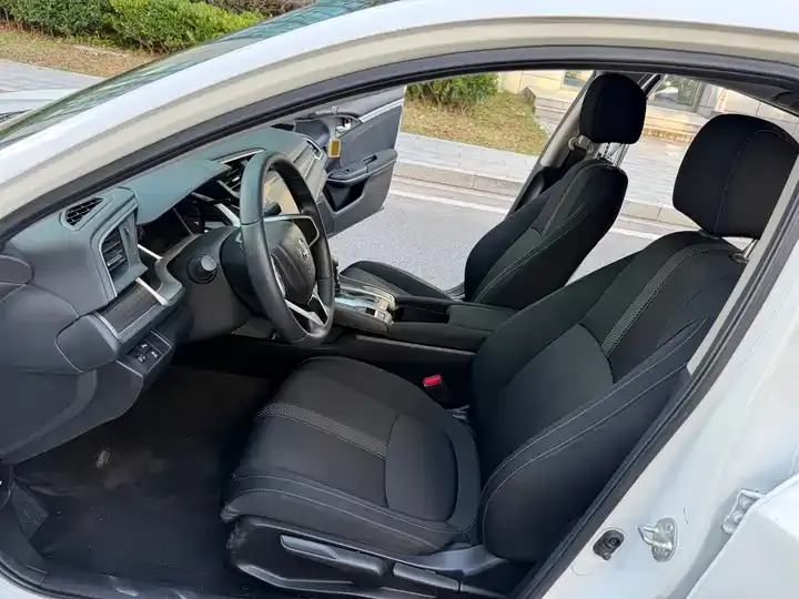 Civic 2019 220TURBO CVT Dynamic Edition National V 8