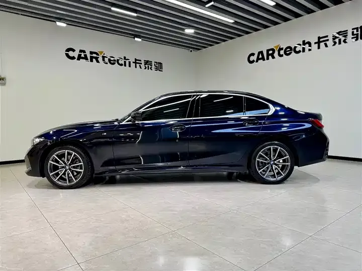 BMW 3 Series 2025 325Li M Sports Suit 7