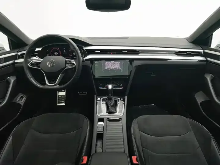 FAW-Volkswagen CC 2023 330TSI Glare Edition 5