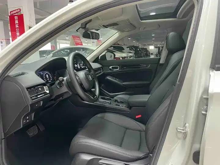 Civic 2023 240TURBO CVT 10