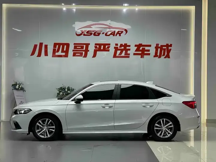 Civic 2023 240TURBO CVT 3