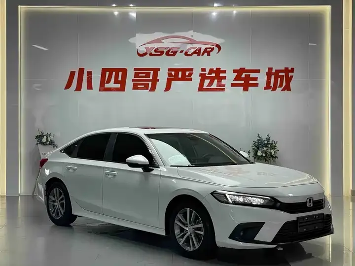 Civic 2023 240TURBO CVT 9