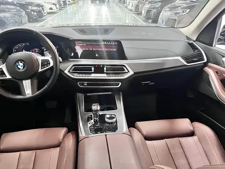 BMW X5 (Imported) 2021 xDrive30i M Sports Suit 12