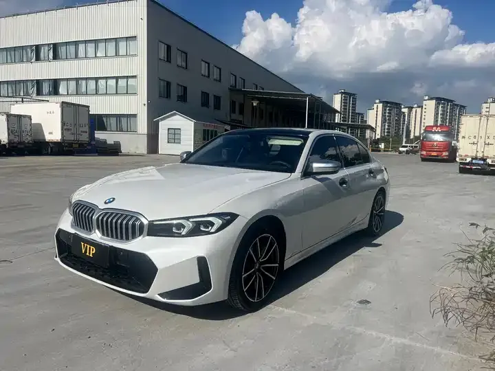 BMW 3 Series 2023 model 320Li M Sport Package - View 1