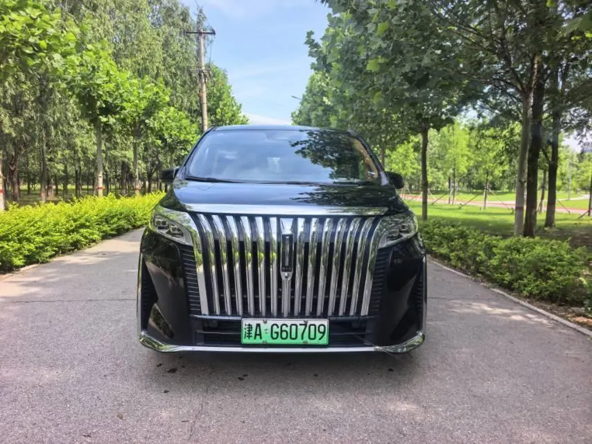 WEY 2024 Alpine PHEV 1.5T Four-wheel Drive Administrative Extended Edition Automatic Gear 2
