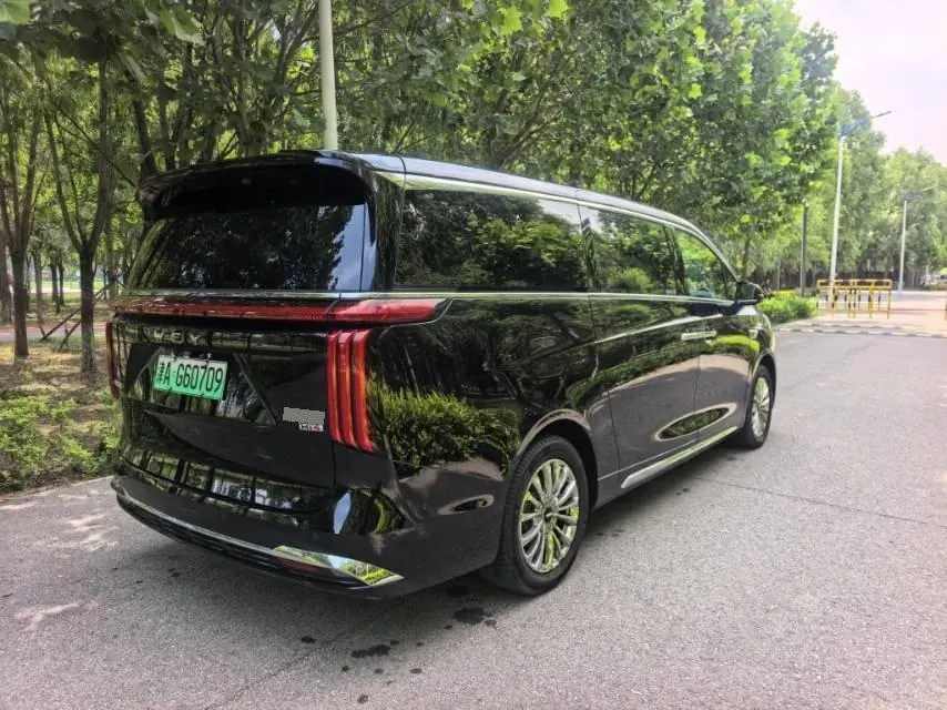 WEY 2024 Alpine PHEV 1.5T Four-wheel Drive Administrative Extended Edition Automatic Gear 3