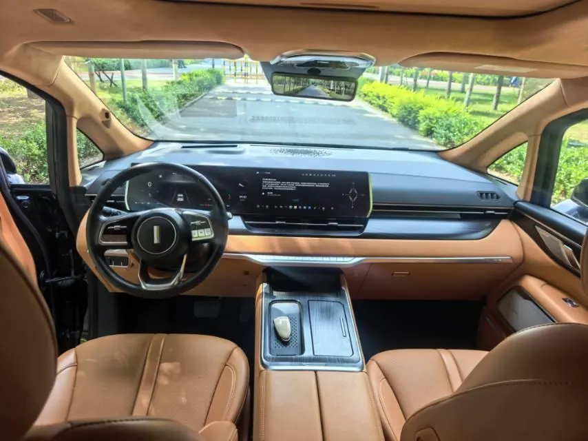 WEY 2024 Alpine PHEV 1.5T Four-wheel Drive Administrative Extended Edition Automatic Gear 8