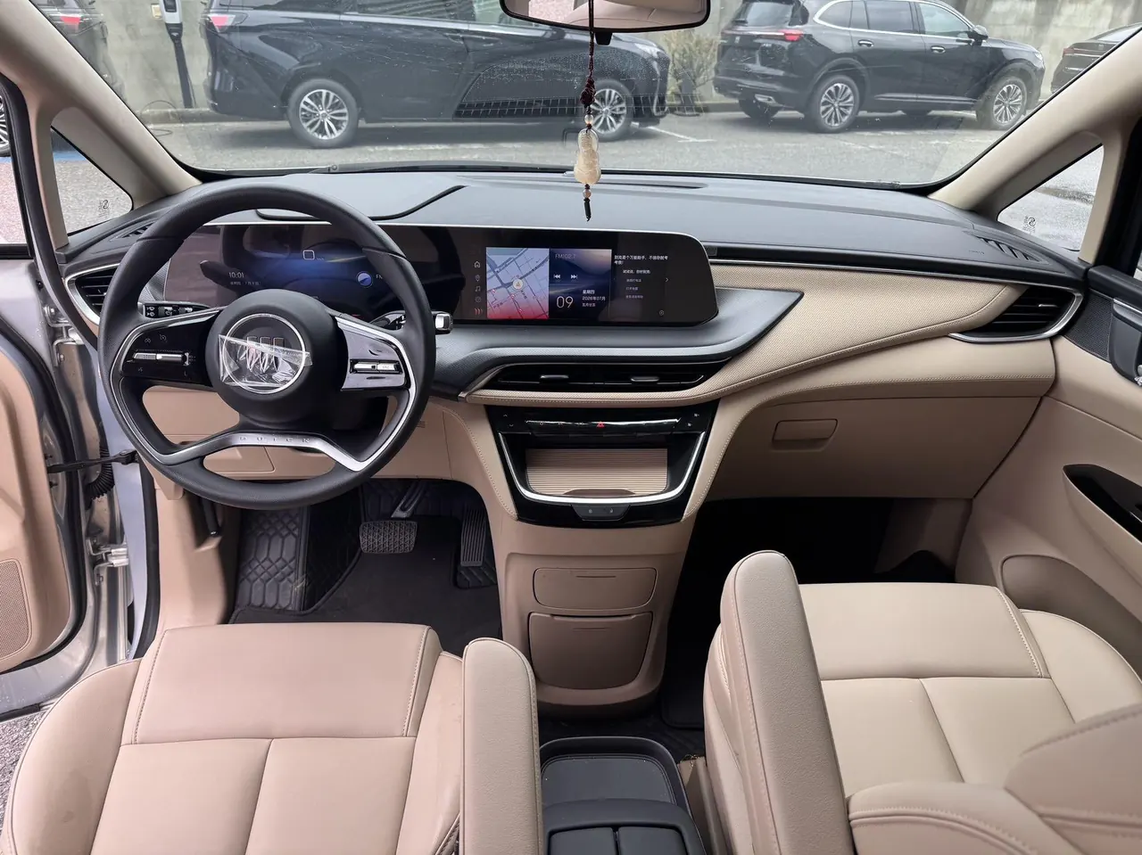 Buick 2025 GL8 Land Business Class 2.0T First Edition Automatic Gear 5