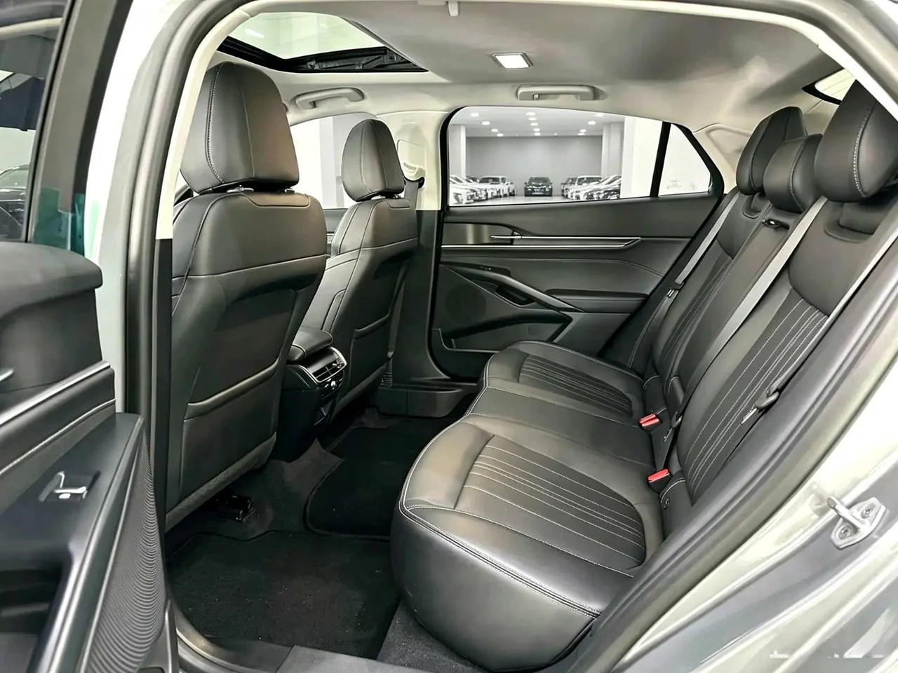 Ford 2025 Mondeo 2.0T EcoBoost Luxury Automatic 6