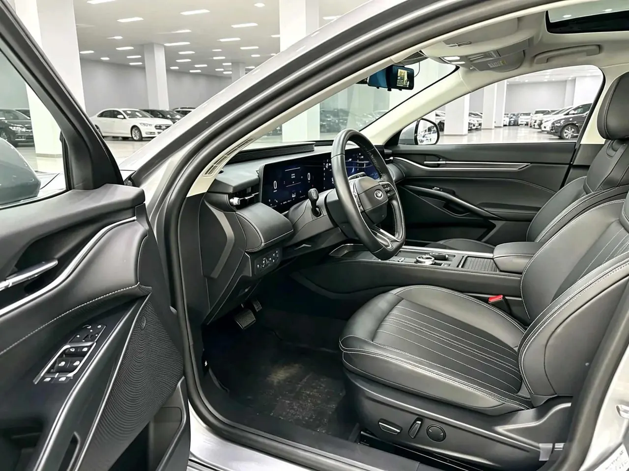 Ford 2025 Mondeo 2.0T EcoBoost Luxury Automatic 8