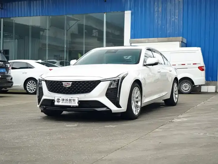 Открыть галерею: Cadillac CT5 2024 28T Luxury Model