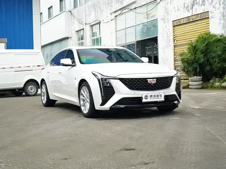 Cadillac CT5 2024 28T Luxury Model 3