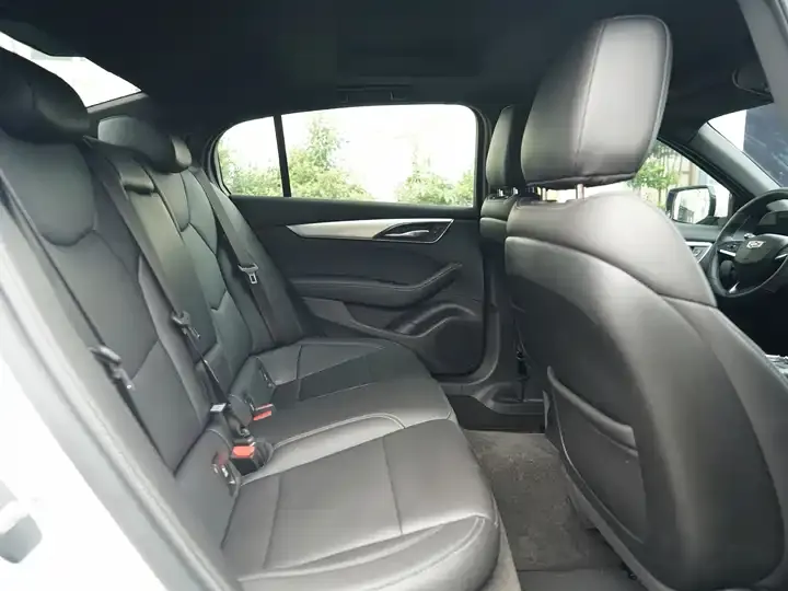 Cadillac CT5 2024 28T Luxury Model 6