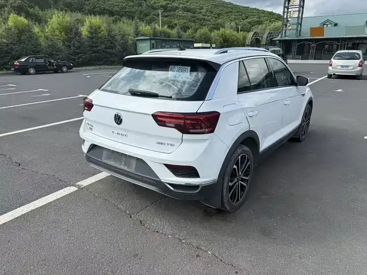 T-ROC 2022 280TSI DSG Front-Wheel Drive Comfort PLUS 4