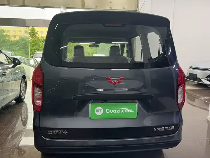WuLing Hongguang New Energy 2024 Pure Electric Edition 300KM Standard 8