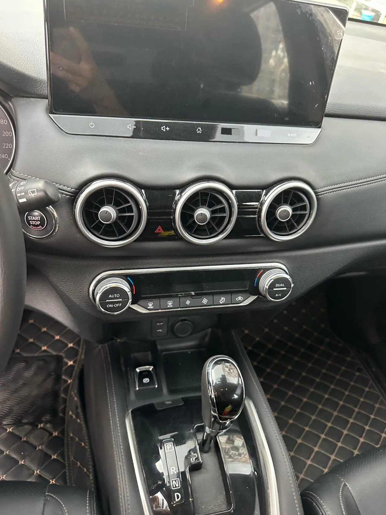 Nissan 2025 Qijun Honor 2.0 Stepless Two-Drive Leading Edition Automatic Transmission 2