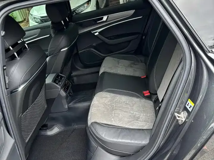 Audi A6L 2021 45 TFSI Selected Dynamic Type 6