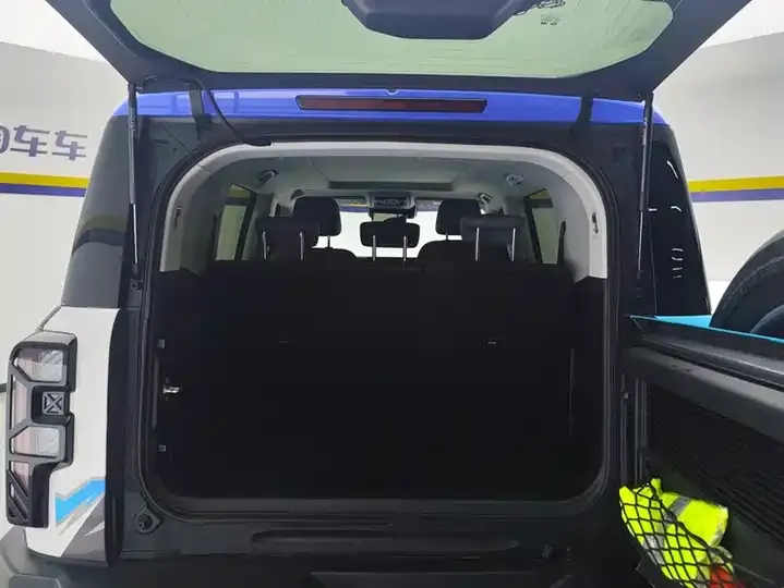 Beijing cross-country BJ40 extended range 2025 advanced edition 4