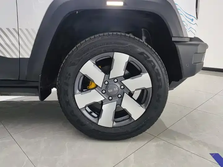 Beijing cross-country BJ40 extended range 2025 advanced edition 6