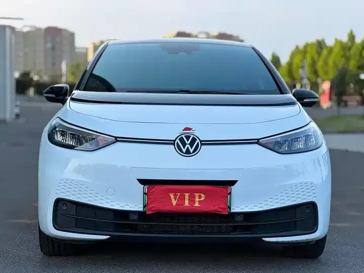 Volkswagen ID. 3 2023 Model Pure Smart Edition 2