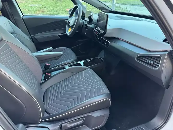 Volkswagen ID. 3 2023 Model Pure Smart Edition 7