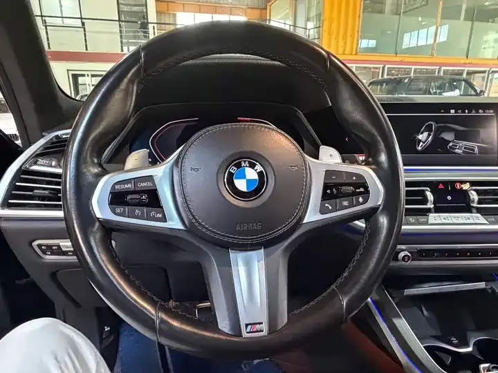 BMW X7 2021 xDrive40i exclusive M sports suit 8