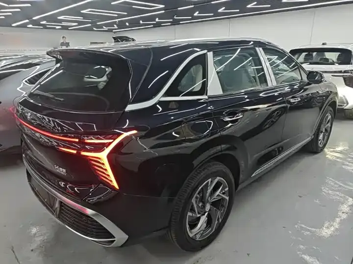 HongQi HS3 PHEV 2024 115km Edition 7