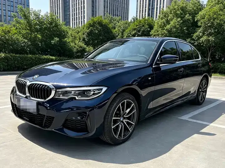 BMW 3 Series 2021 320Li M Sports Suit - View 1