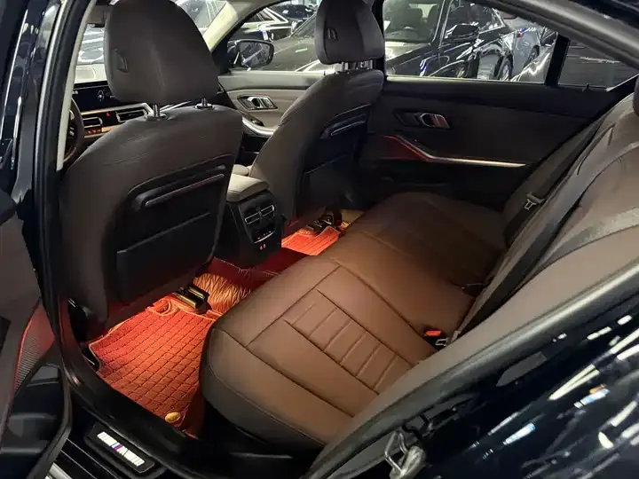 BMW 3 Series 2021 320Li M Sports Suit 11
