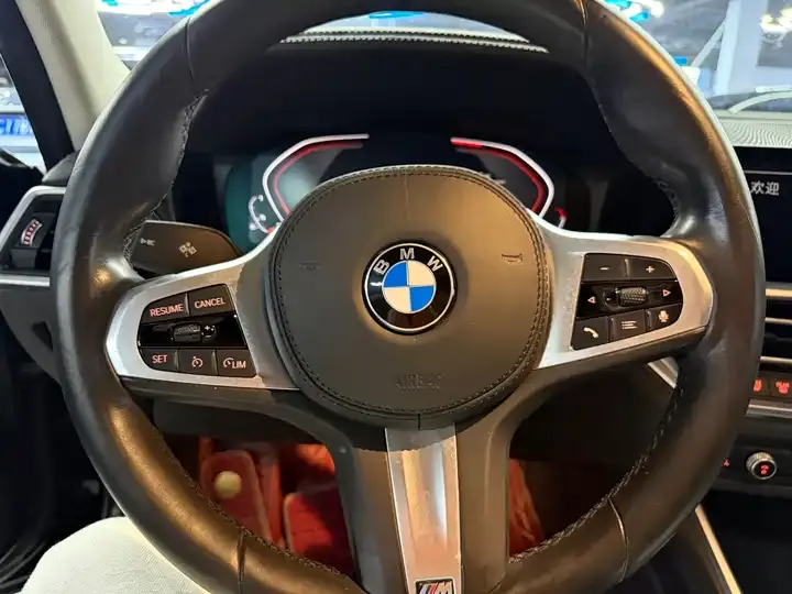 BMW 3 Series 2021 320Li M Sports Suit 9