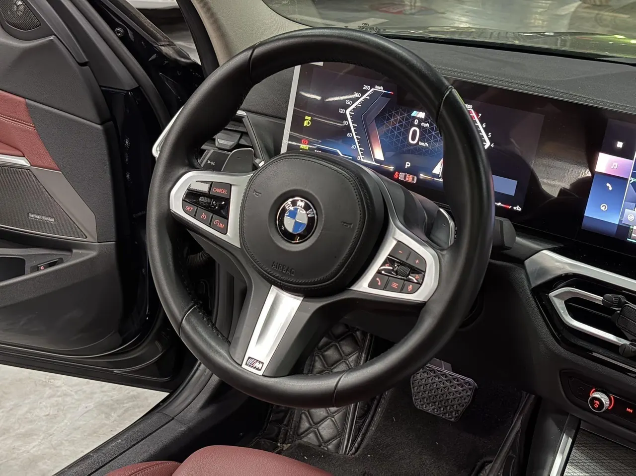 BMW 3 Series 2023 325Li 2.0T M Sports Obsidian Night Suit Automatic Gear 9