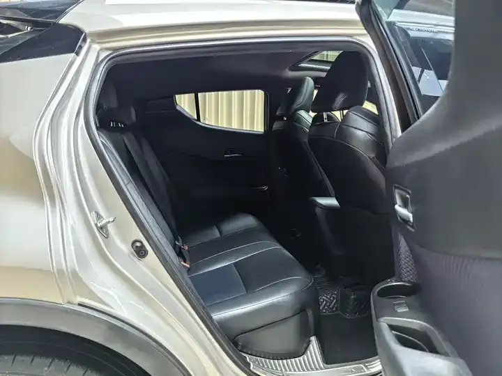 Toyota C- HR 2020 2.0L Comfort Edition 9