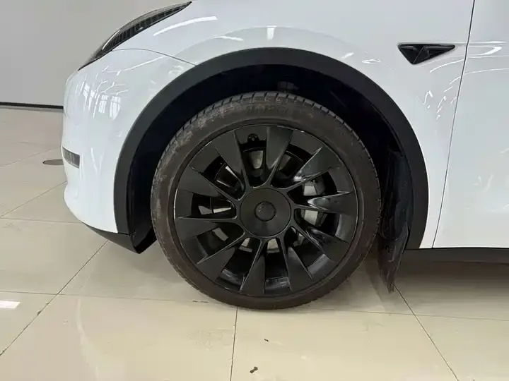 Model Y 2021 long-range all-wheel drive 4