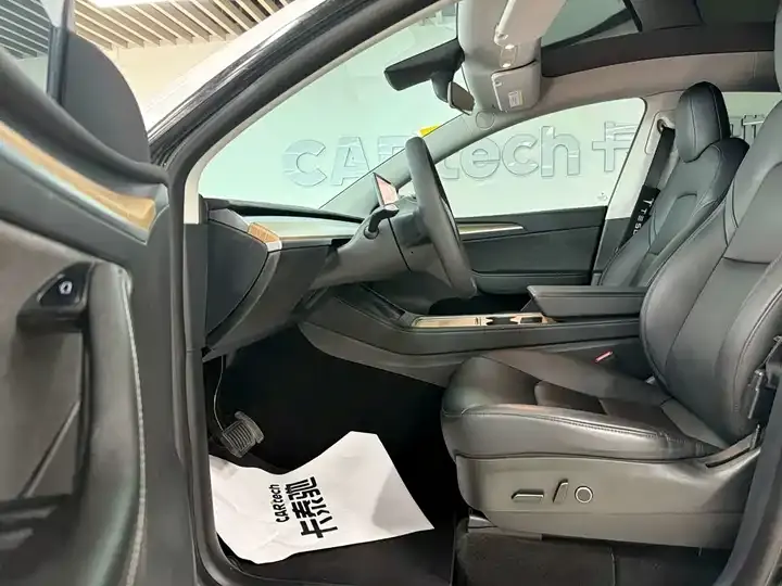 Model Y 2021 long-range all-wheel drive 7