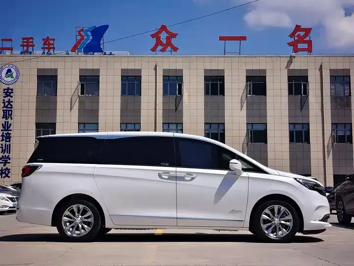 Buick GL8 2022 Avenir Avia Seven-seat Pro-ceremony Edition 4