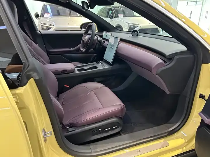 NIO ET5 2022 model 75kWh 11