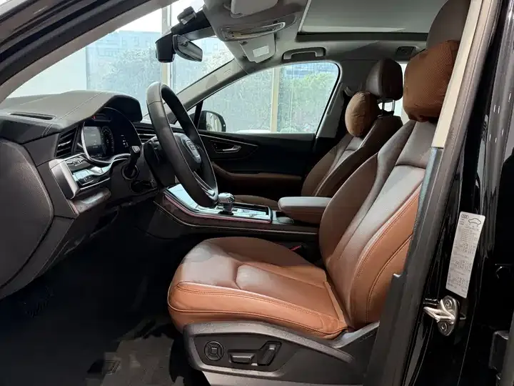 Audi Q7 2022 55 TFSI quattro S line Sport 7